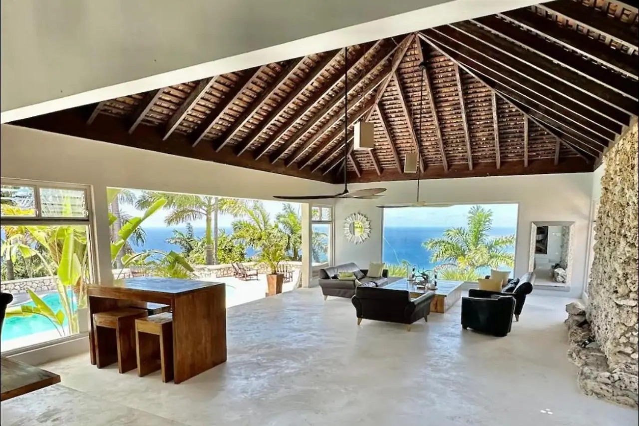 Luxury Villa Located In Montego Bay, Jamaica Apartment